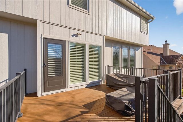 15230 Woodson Lane, Overland Park, KS 66223