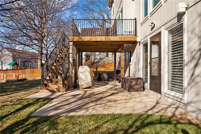 15230 Woodson Lane, Overland Park, KS 66223