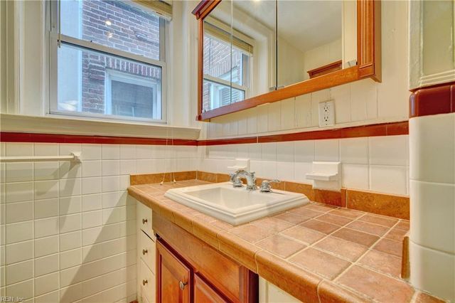 3719 Granby St Apt C3, Norfolk, VA 23504