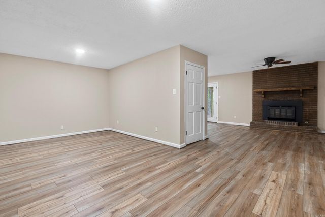 4 Ivy Circle, Arkadelphia, AR 71923