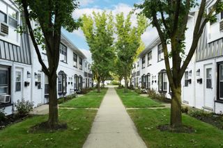 1910 Green Bay Road K, Highland Park, IL 60035