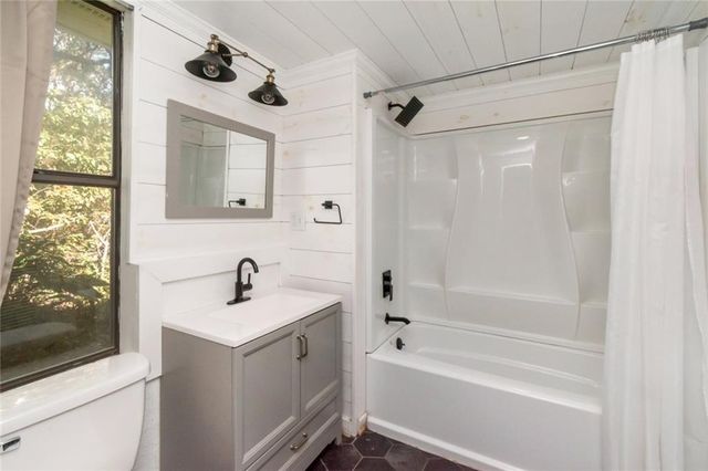 1100 Pace Parkway, Mobile, AL 36693