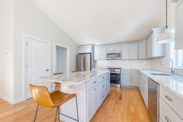 8 Pat Rose Way, Rockland, MA 02370