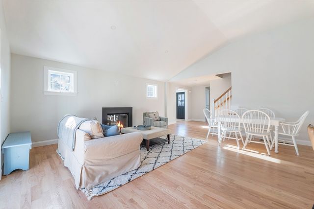 8 Pat Rose Way, Rockland, MA 02370