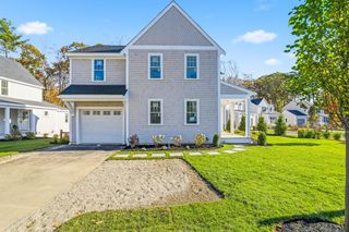 8 Pat Rose Way, Rockland, MA 02370