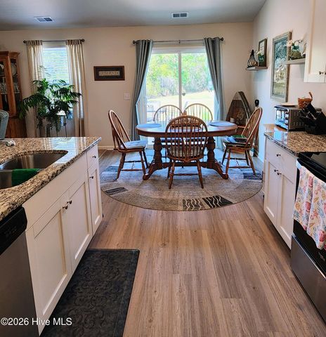 1832 Tori Court SE, Bolivia, NC 28422