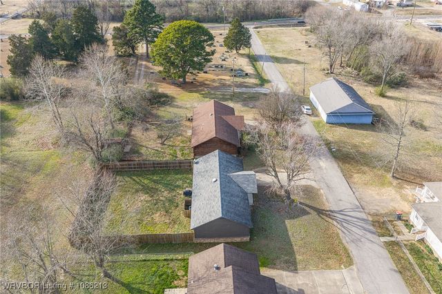 105 W Houston Street, Lavaca, AR 72941