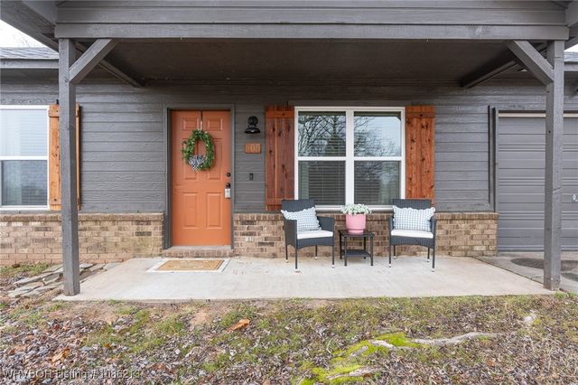 105 W Houston Street, Lavaca, AR 72941