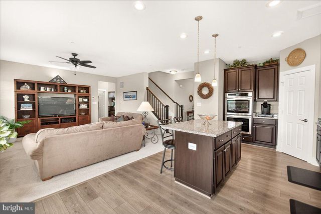 2788 TOWN VIEW CIR, New Windsor, MD 21776