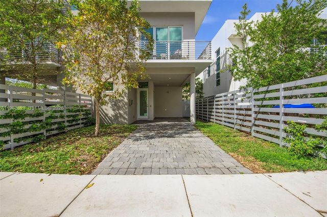 3525 Day Ave, Miami, FL 33133