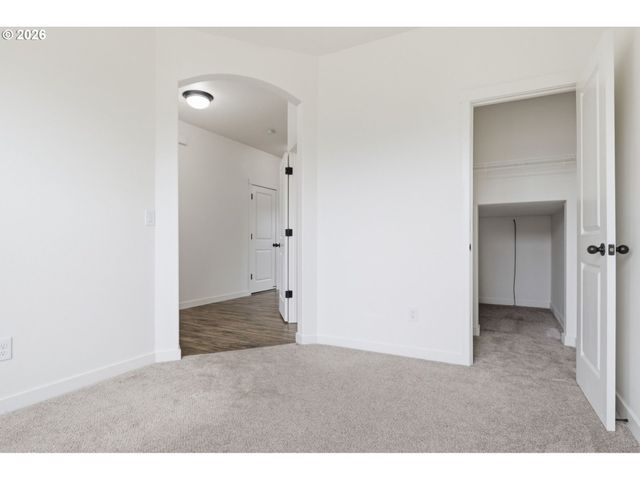 12609 Ne 105TH Way, Vancouver, WA 98682