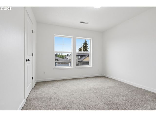 12609 Ne 105TH Way, Vancouver, WA 98682