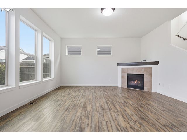 12609 Ne 105TH Way, Vancouver, WA 98682