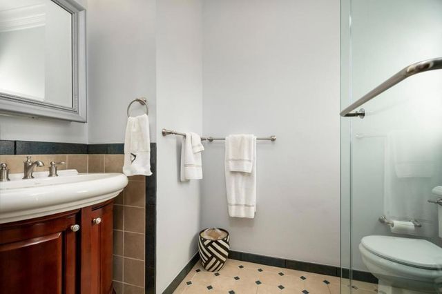 28 W 4th Avenue 11, San Mateo, CA 94402