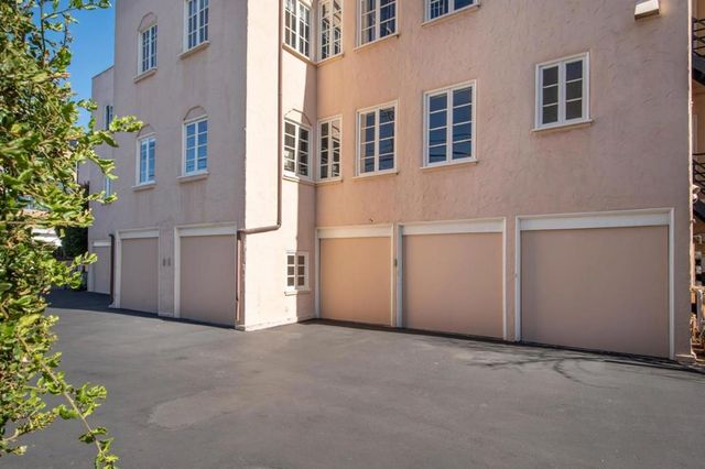 28 W 4th Avenue 11, San Mateo, CA 94402
