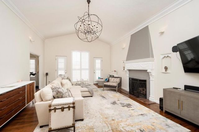 28 W 4th Avenue 11, San Mateo, CA 94402