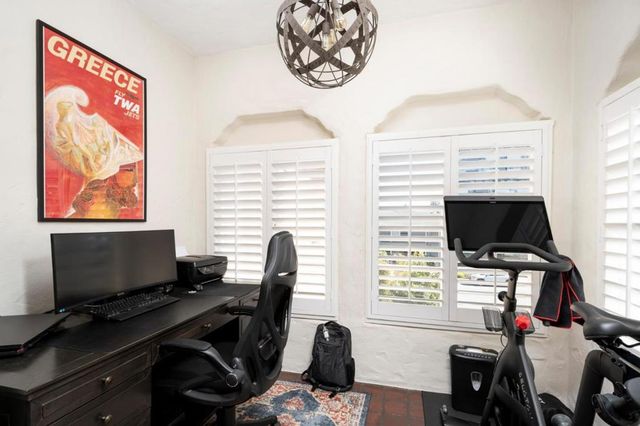 28 W 4th Avenue 11, San Mateo, CA 94402