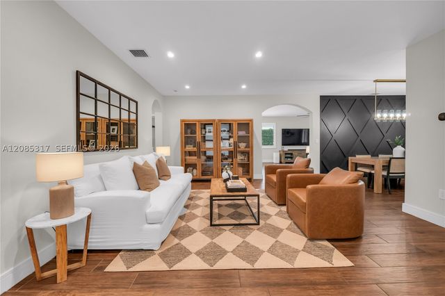 15255 SW 173rd St, Miami, FL 33187