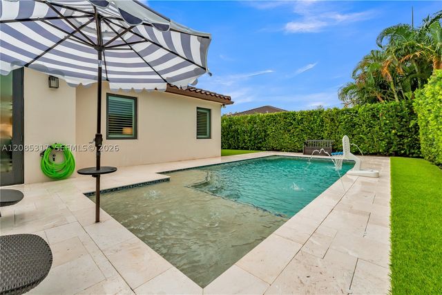 15255 SW 173rd St, Miami, FL 33187