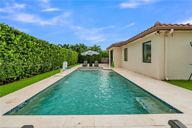 15255 SW 173rd St, Miami, FL 33187