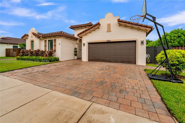 15255 SW 173rd St, Miami, FL 33187