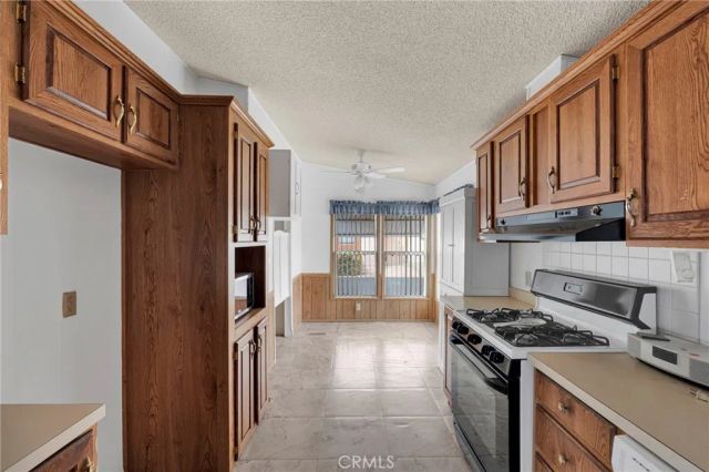 21621 Sandia 57, Apple Valley, CA 92308