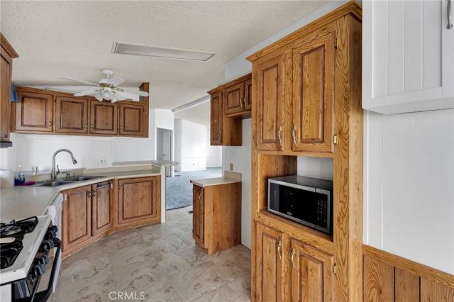 21621 Sandia 57, Apple Valley, CA 92308