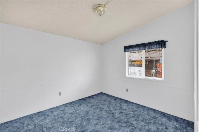 21621 Sandia 57, Apple Valley, CA 92308