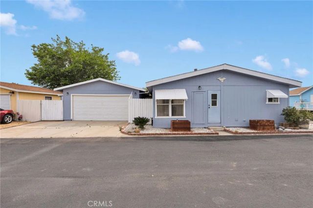 21621 Sandia 57, Apple Valley, CA 92308