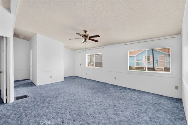 21621 Sandia 57, Apple Valley, CA 92308