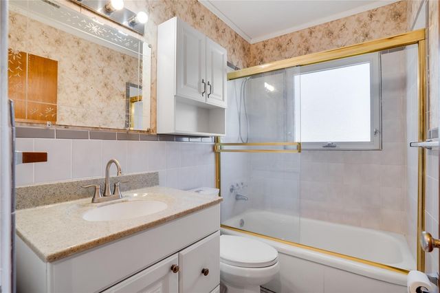 4545 25TH AVENUE N, St Petersburg, FL 33713