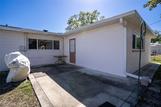 4545 25TH AVENUE N, St Petersburg, FL 33713