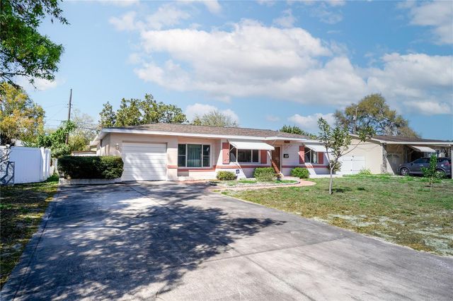 4545 25TH AVENUE N, St Petersburg, FL 33713