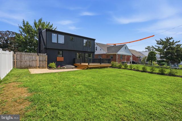 1348 HARRINGTON RD, Havertown, PA 19083