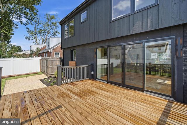 1348 HARRINGTON RD, Havertown, PA 19083