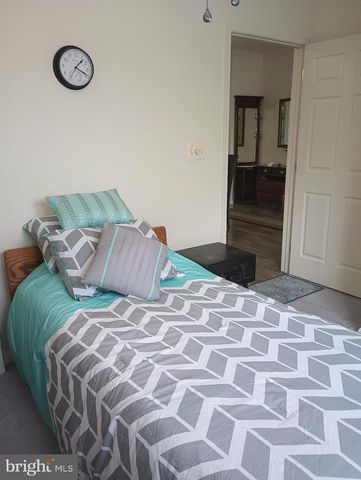 12916 FOX BOW DR #107, Upper Marlboro, MD 20774