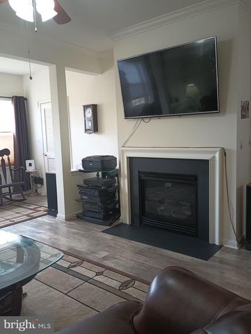 12916 FOX BOW DR #107, Upper Marlboro, MD 20774