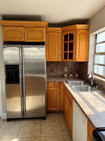 8265 NW 192nd Terrace, Hialeah, FL 33015