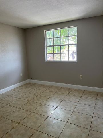 8265 NW 192nd Terrace, Hialeah, FL 33015