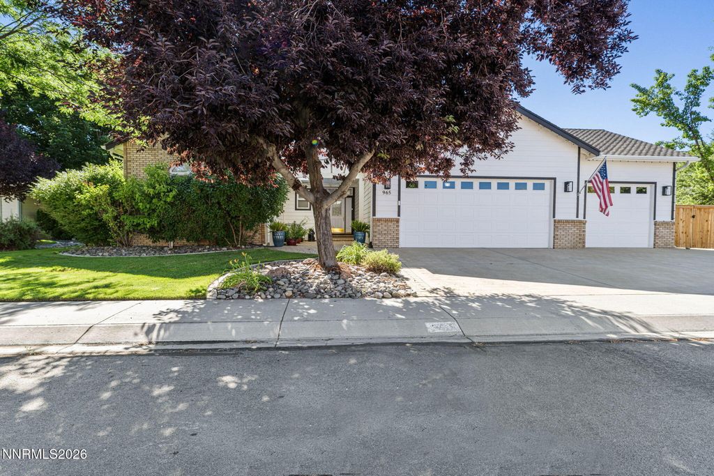 965 Springfield Drive, Gardnerville, NV 89460