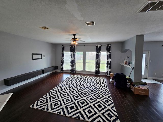 1815 Creegan Park Court, Houston, TX 77047