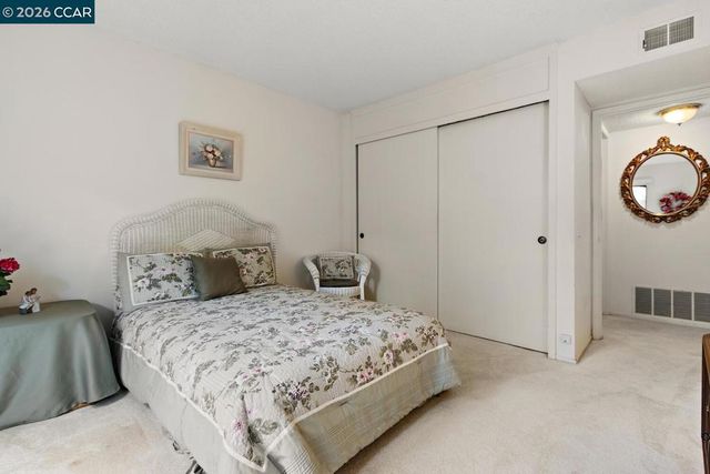 2709 Golden Rain Road 6, Walnut Creek, CA 94595