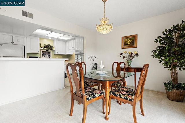 2709 Golden Rain Road 6, Walnut Creek, CA 94595