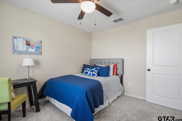 307 Mission Crest Circle, Lindale, TX 75771