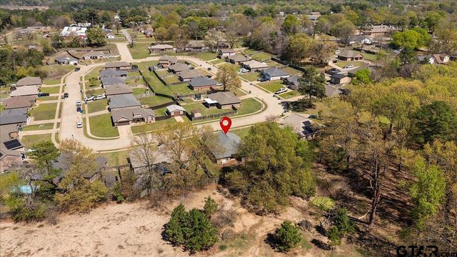 307 Mission Crest Circle, Lindale, TX 75771