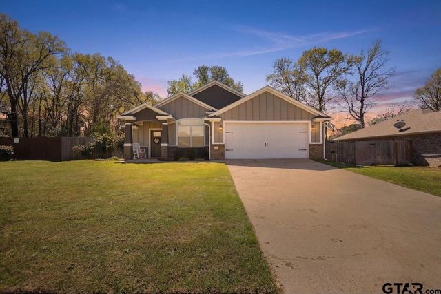 307 Mission Crest Circle, Lindale, TX 75771