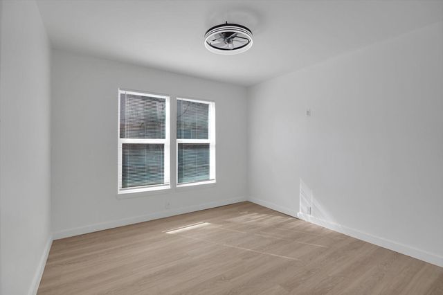 1504 N Travis Street, Liberty, TX 77575