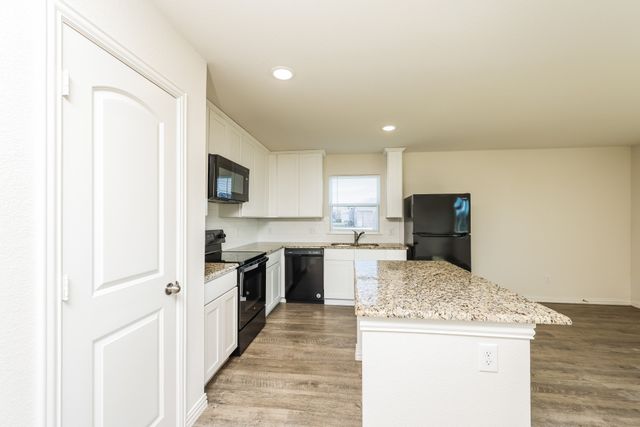 2027 Clay Street, Mabank, TX 75147