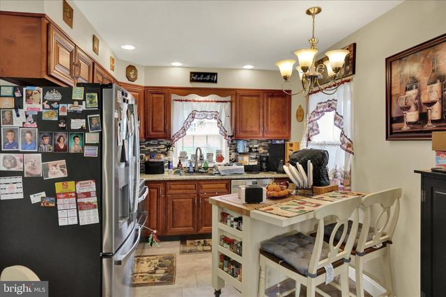 812 HAY RD, Temple, PA 19560