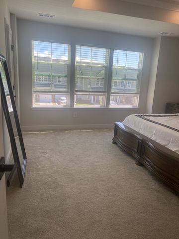 211 Pryor Dr, Gallatin, TN 37066